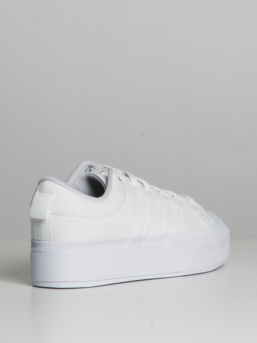 WOMENS ADIDAS BRAVADA 2.0 PLATFORM - CLEARANCE