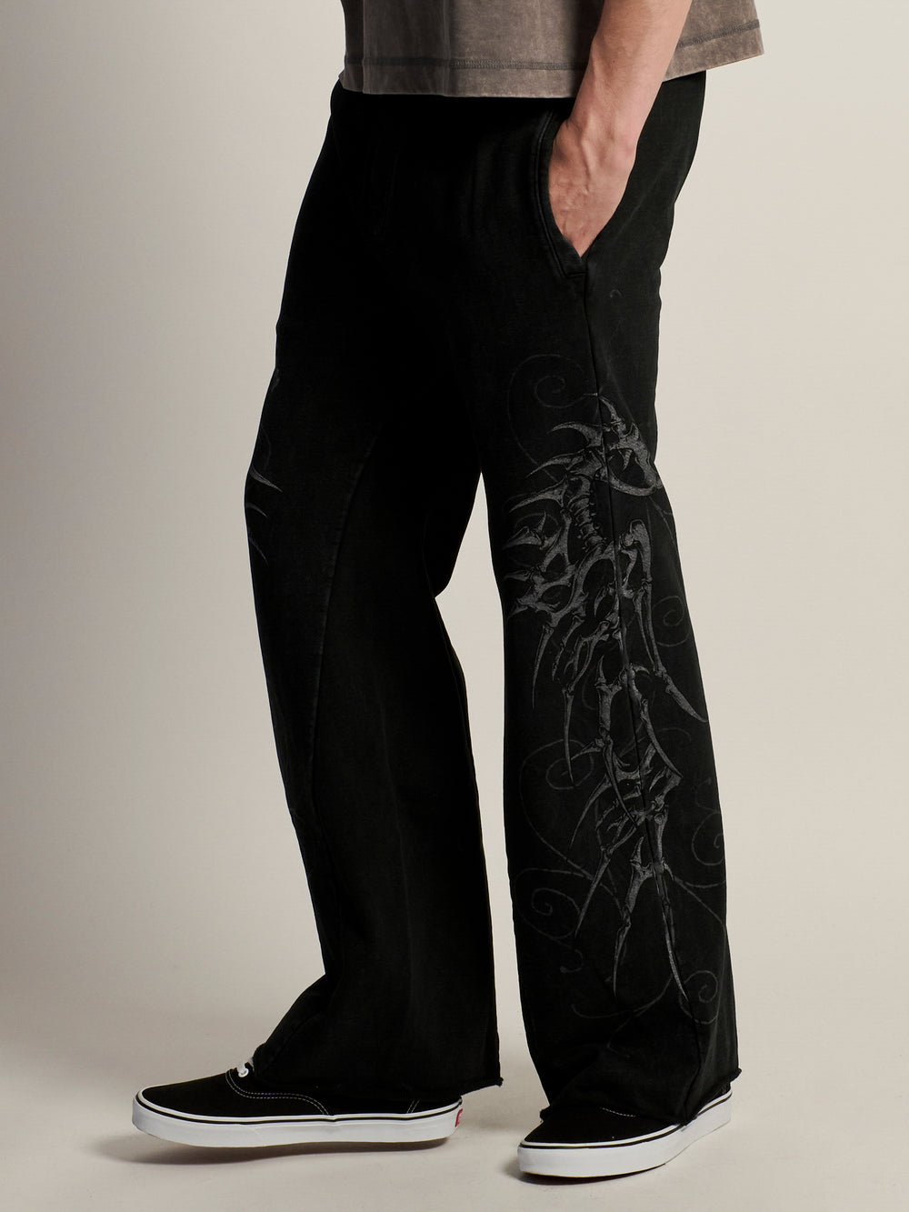 AFFLICTION SKELETON BAGGY SWEATPANT -NOIR