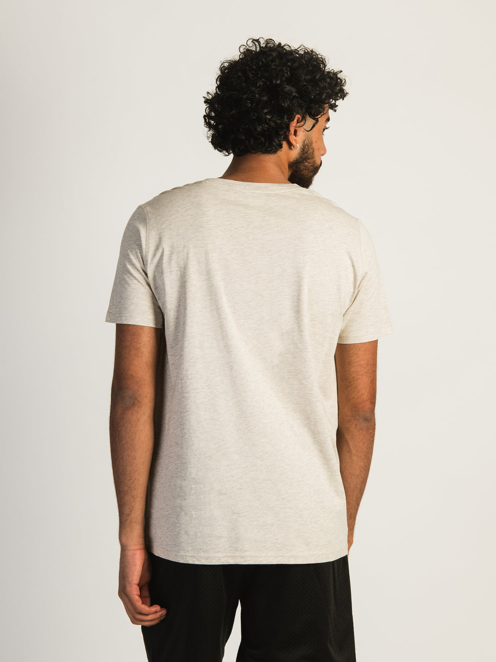 VICTOR VNECK TEE - VANILLA - CLEARANCE