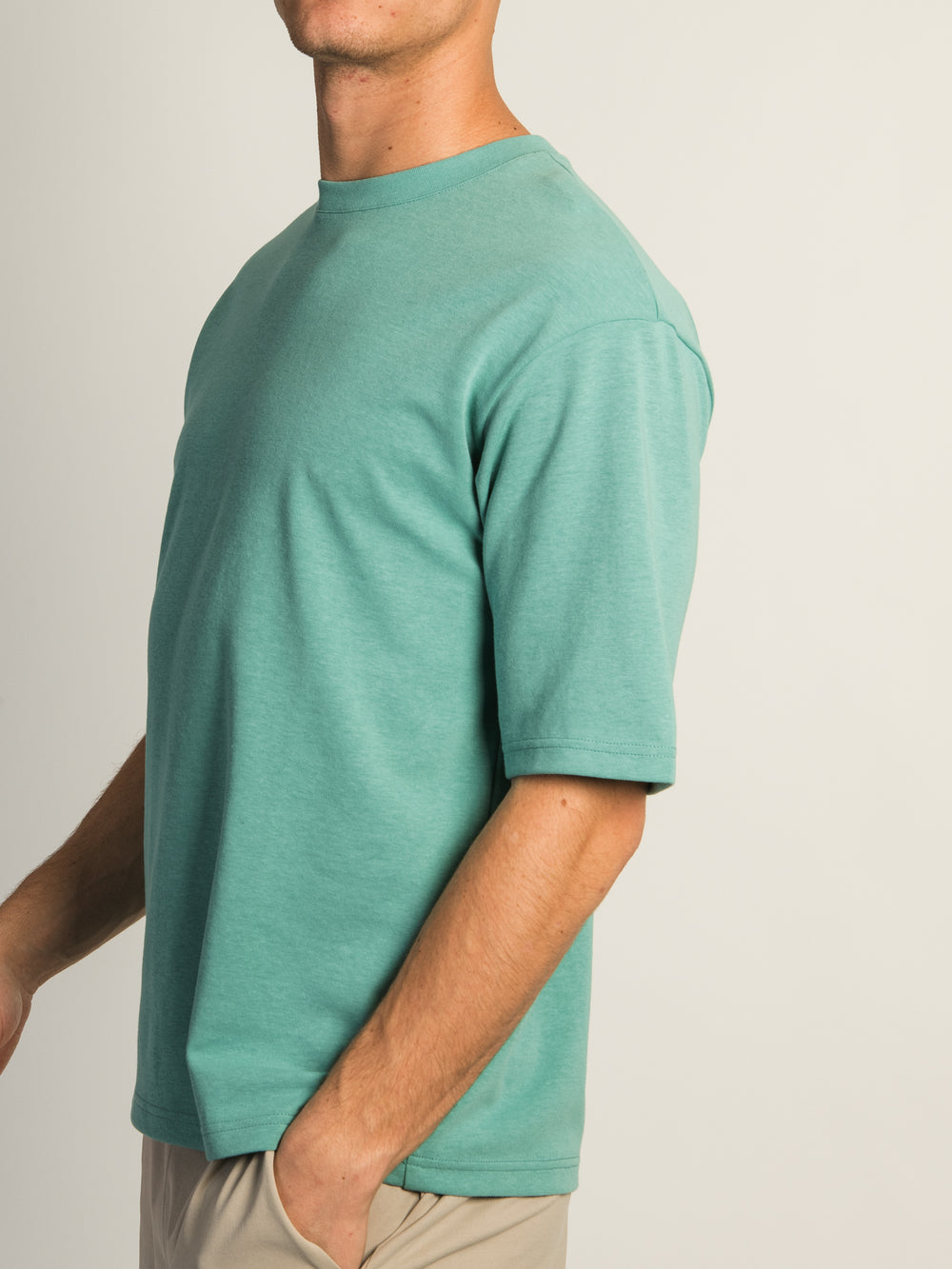 KOLBY KEEP COOL BOXY FIT T-SHIRT- SEAFOAM