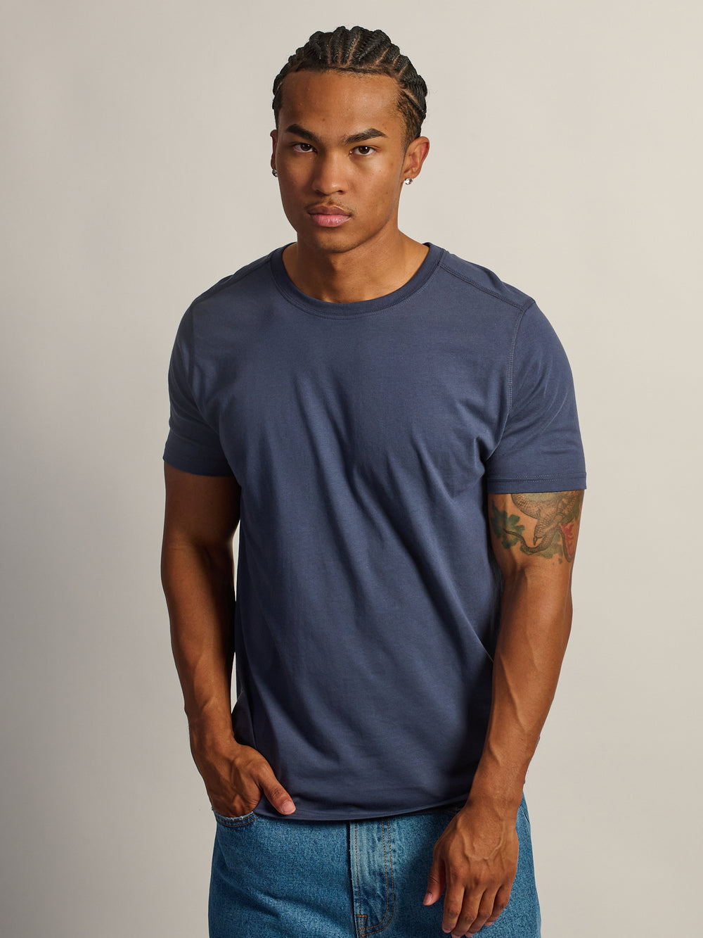 VICTOR CREWNECK - CHARCOAL NAVY