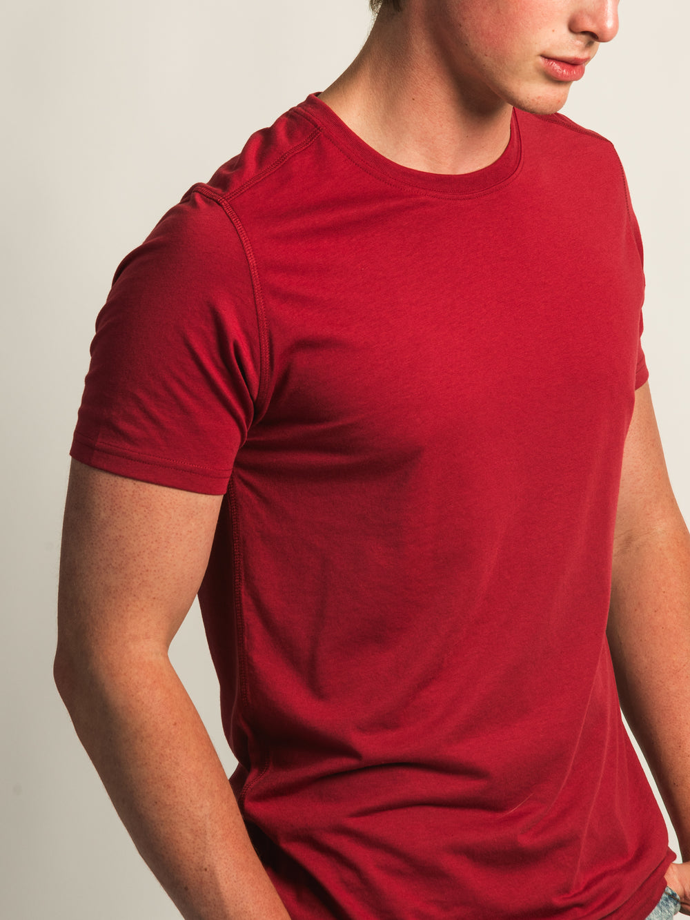 T-SHIRT RAS DU COU VICTOR - CRANBERRY