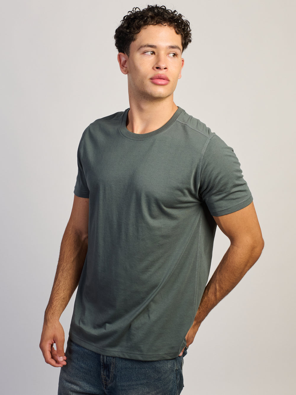 BOATHOUSE ESSENTIALS VICTOR CREWNECK TEE - FOREST WASH - Boathouse