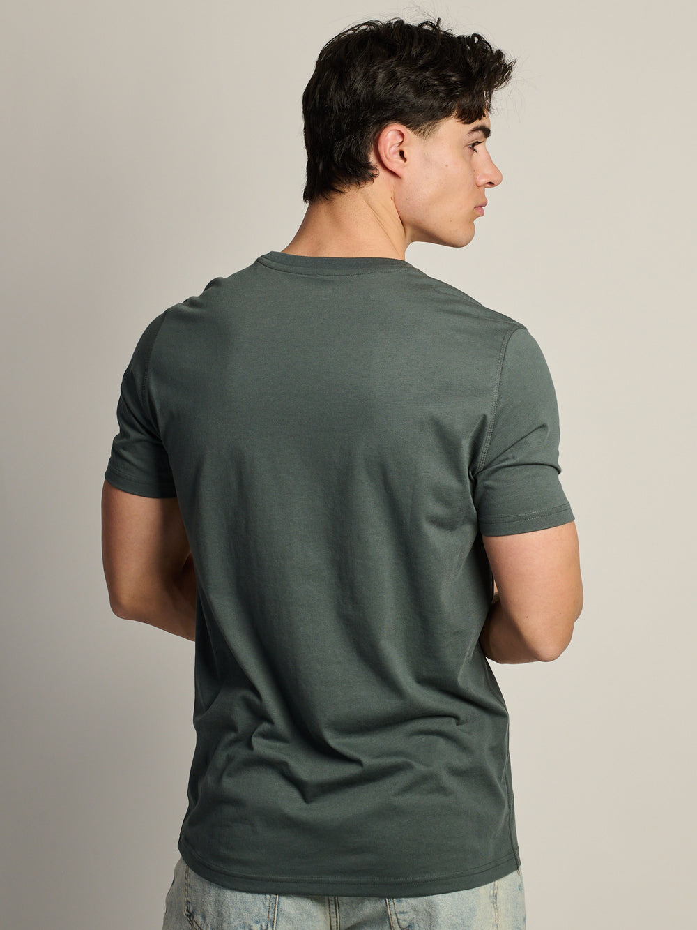 VICTOR CREWNECK TEE - FOREST WASH