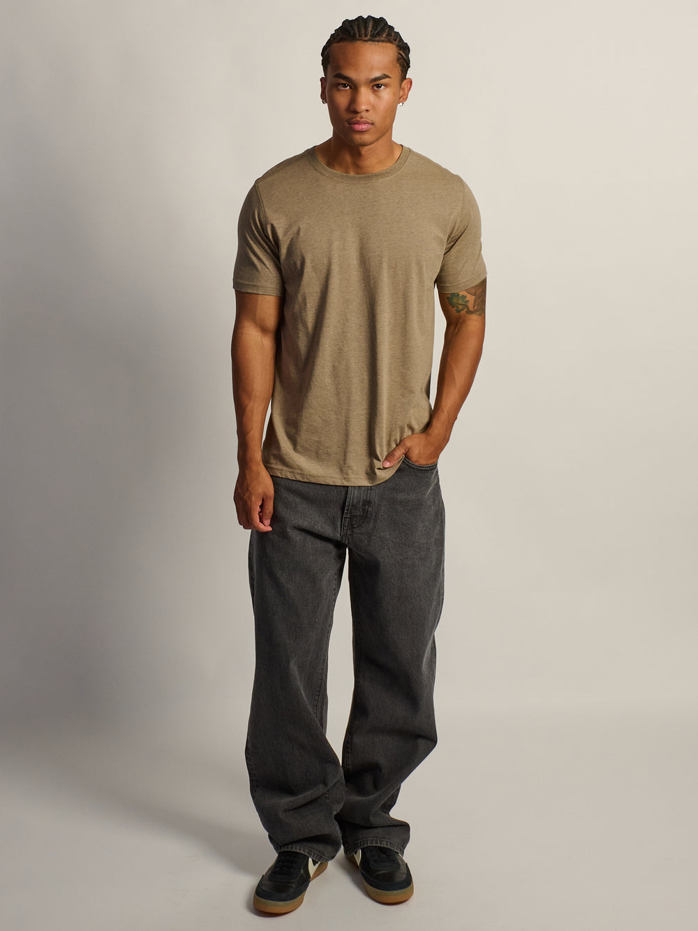 VICTOR CREWNECK - HEATHER BROWN