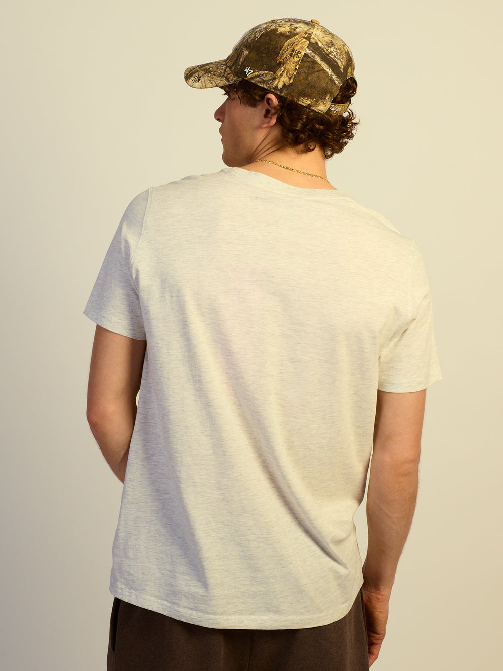 VICTOR CREWNECK - OATMEAL