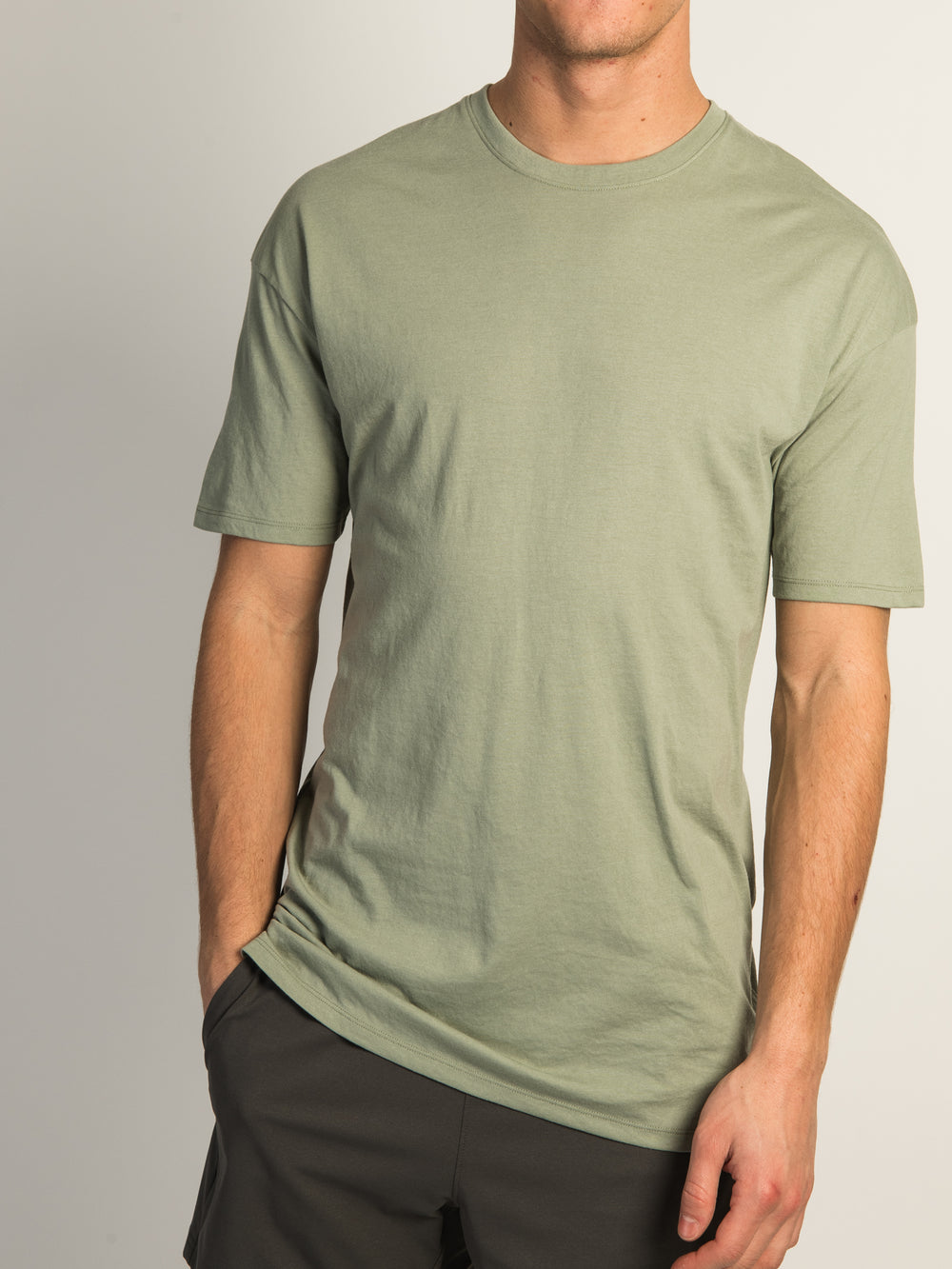 LONG FIT T-SHIRT- SAGE