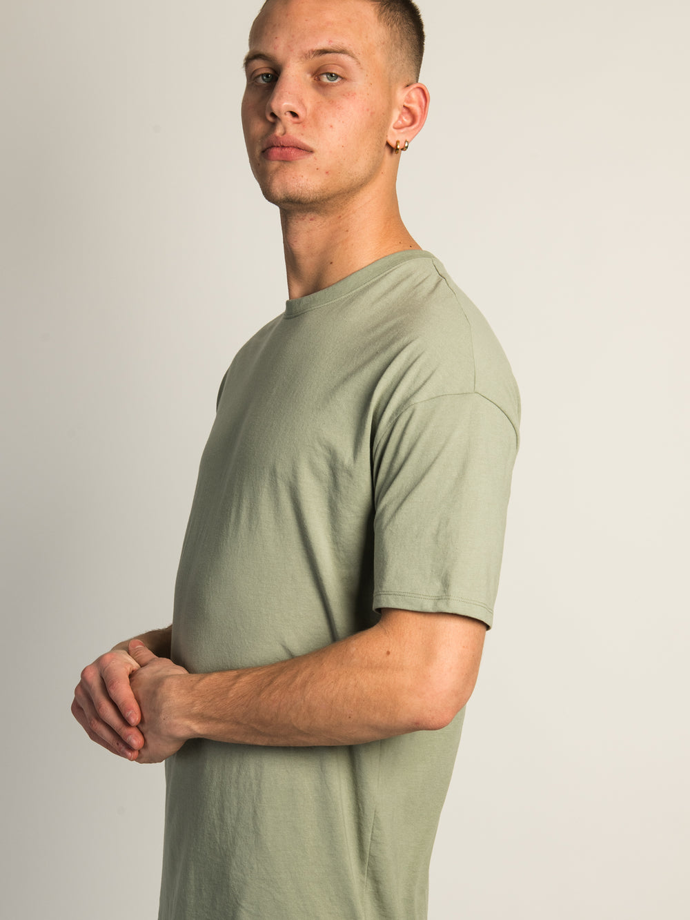 LONG FIT T-SHIRT- SAGE