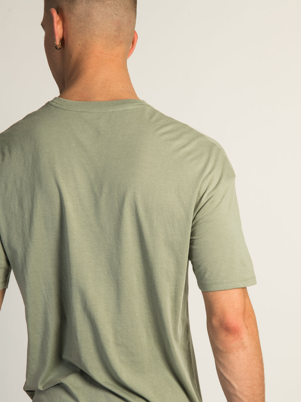 LONG FIT T-SHIRT- SAGE