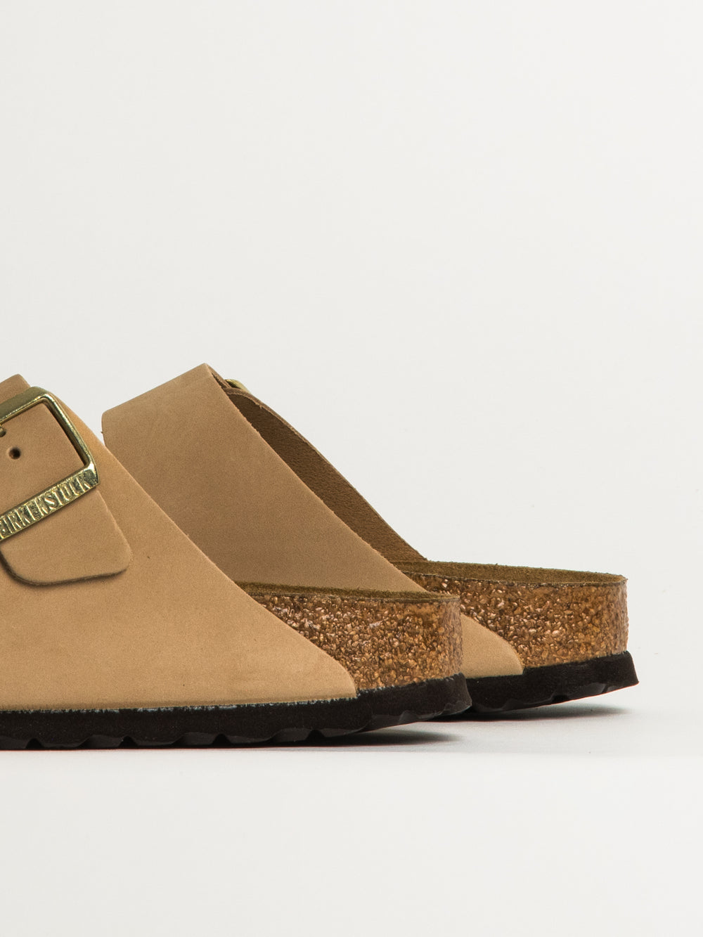 SANDALES EN NUBUCK À SEMELLE SOUPLE BIRKENSTOCK ARIZONA POUR FEMMES - MOYEN/ÉTROIT - SABLE