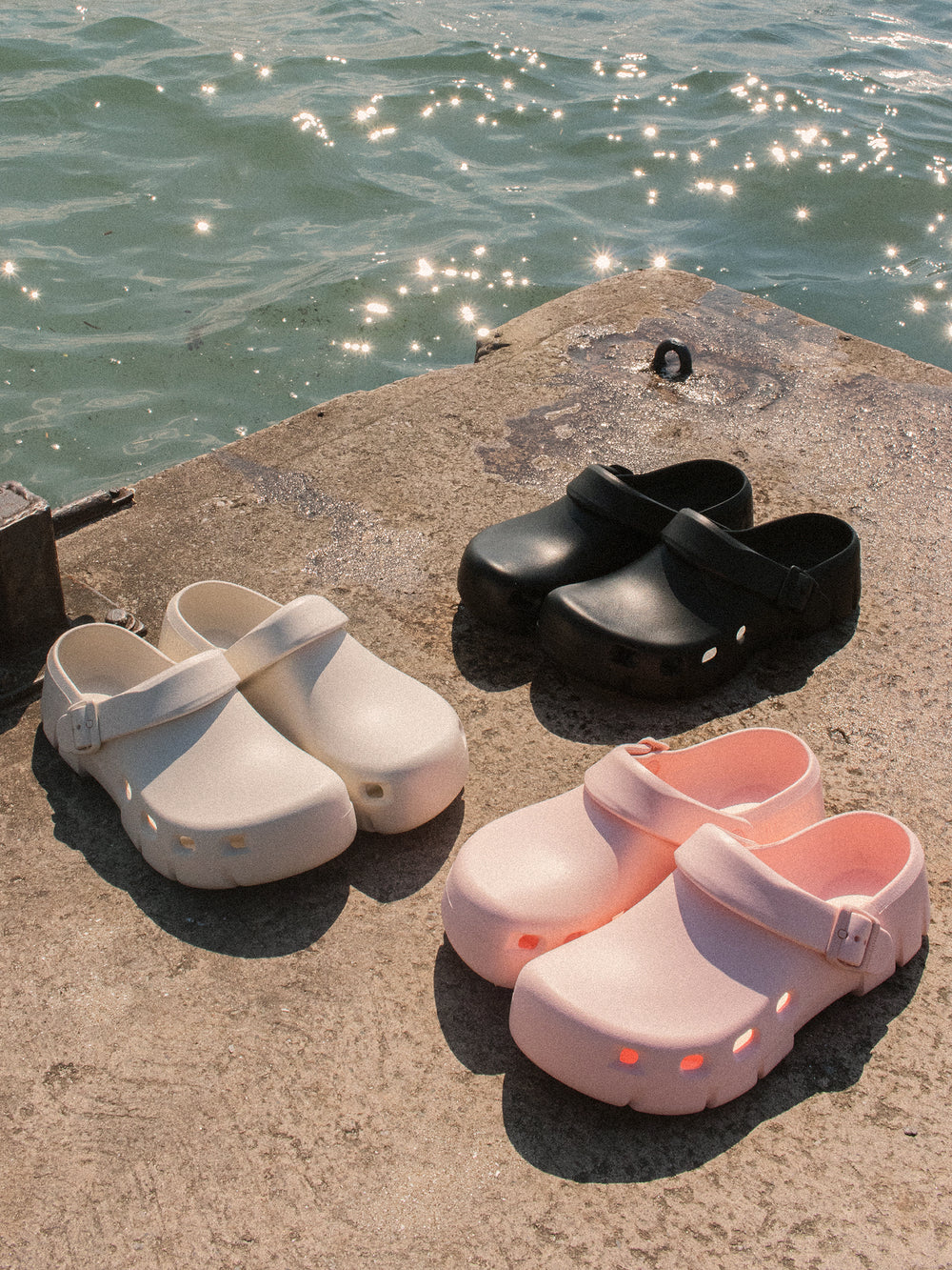 WOMENS BIRKENSTOCK BIRKI FLOW EVA CLOG - EGGSHELL