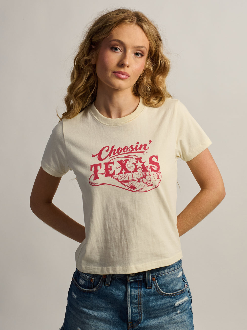 LICENSED CHOOSIN TEXAS BOXY TEE - NATURAL