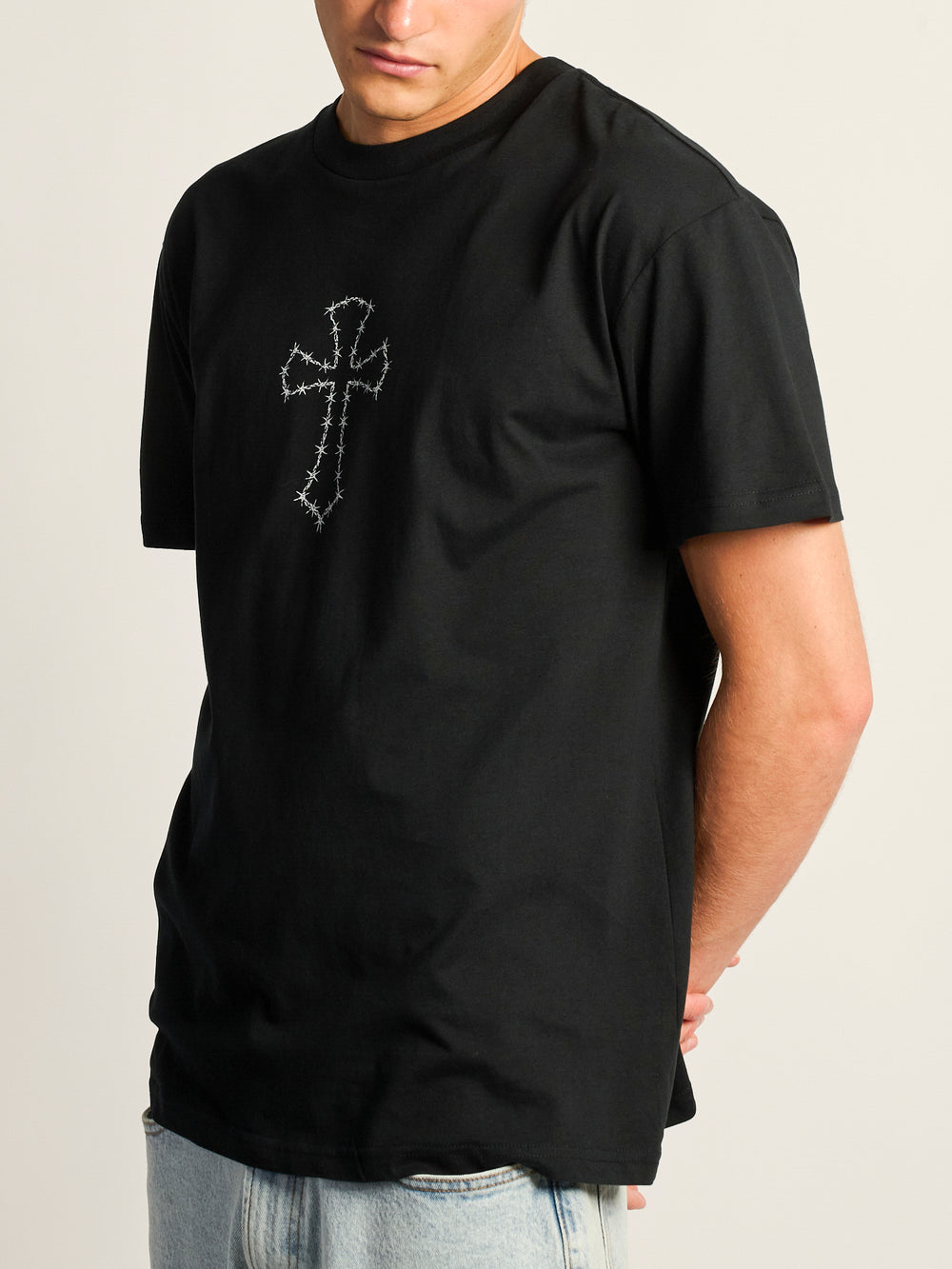 BARBWIRE CROSS T-SHIRT