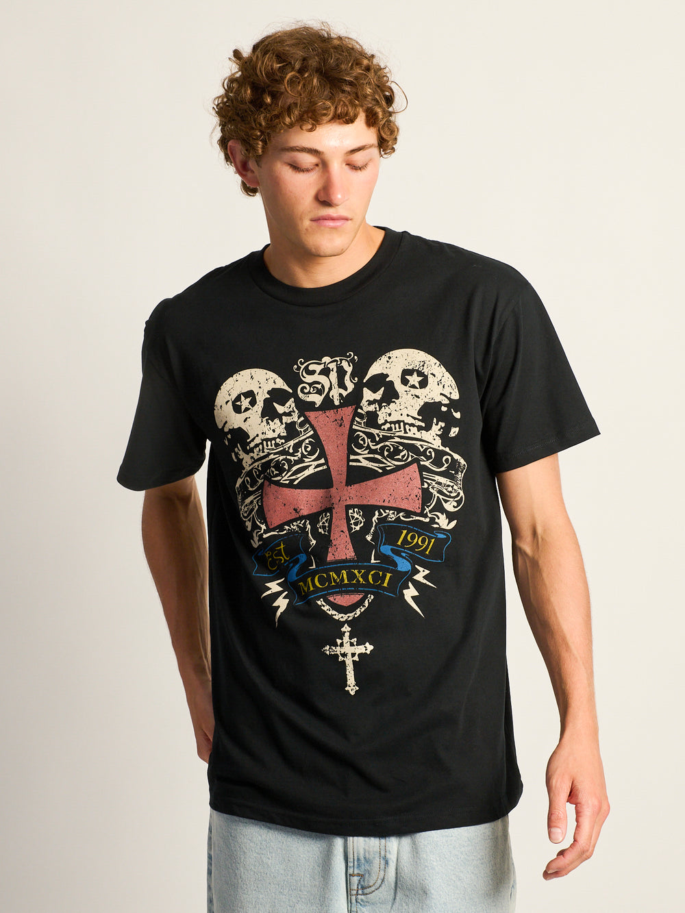 SCREAMING SKULLS T-SHIRT