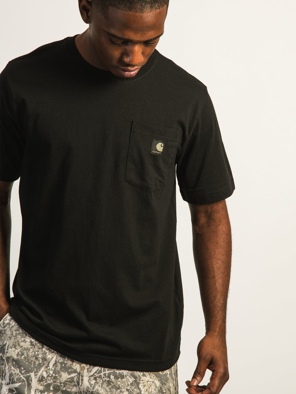 CARHARTT RELAXED LIGHTWEIGHT POCKET CAMO T-SHIRT