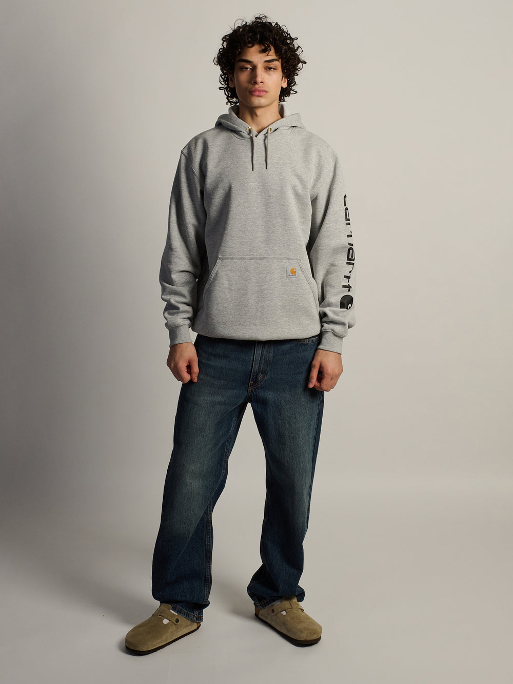 CHANDAIL À CAPUCHON À MANCHES DE CARHARTT