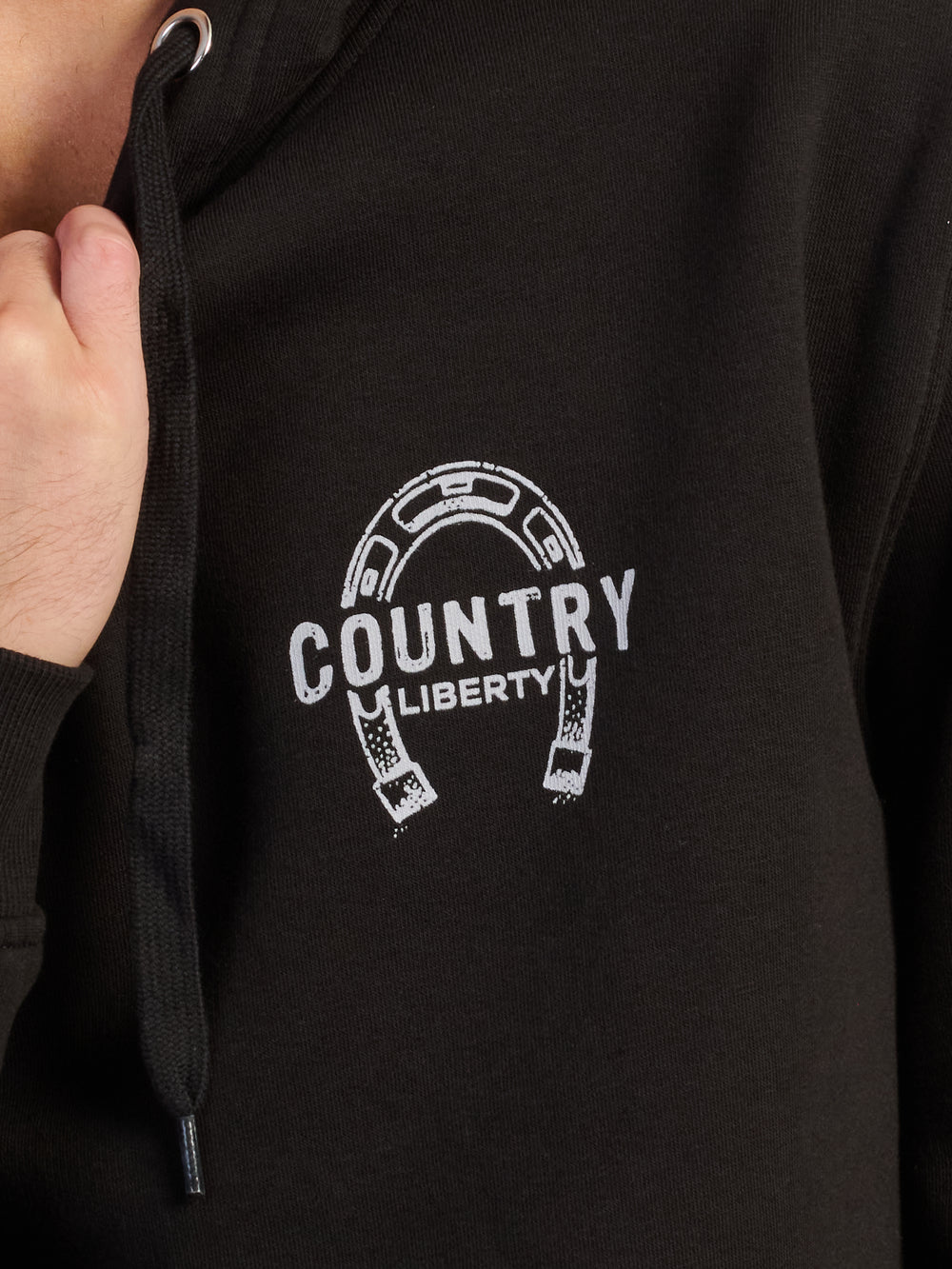 COUNTRY LIBERTY NE LES FAITES PAS COMME ILS ONT L'habitude de faire un sweat à capuche