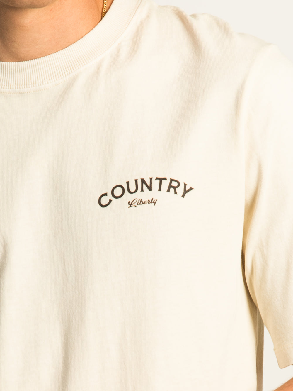 COUNTRY LIBERTY SADDLE TEE