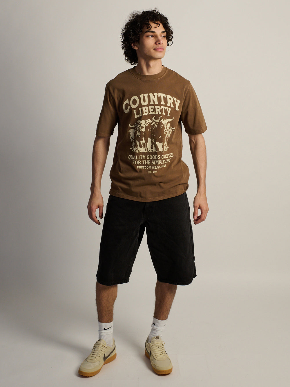 COUNTRY LIBERTY STAMPEDE T-SHIRT -WASHED