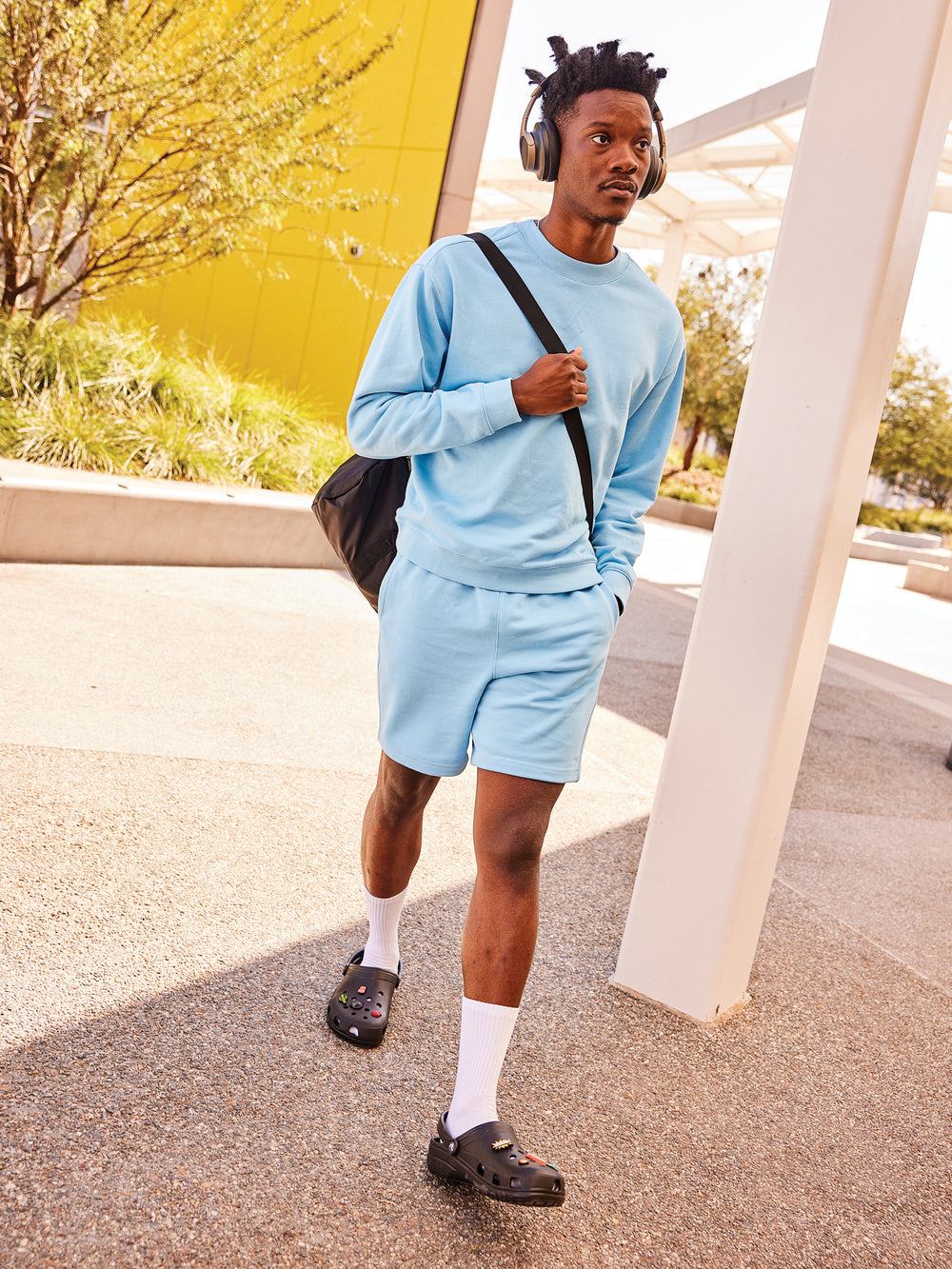 MENS CROCS CLASSIC CLOGS - BLACK