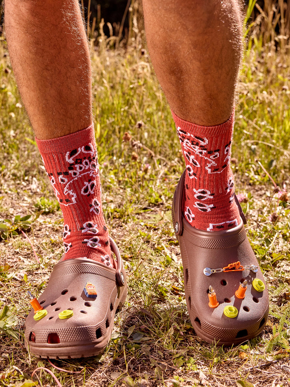 MENS CROCS CLASSIC CLOG - COFFEE