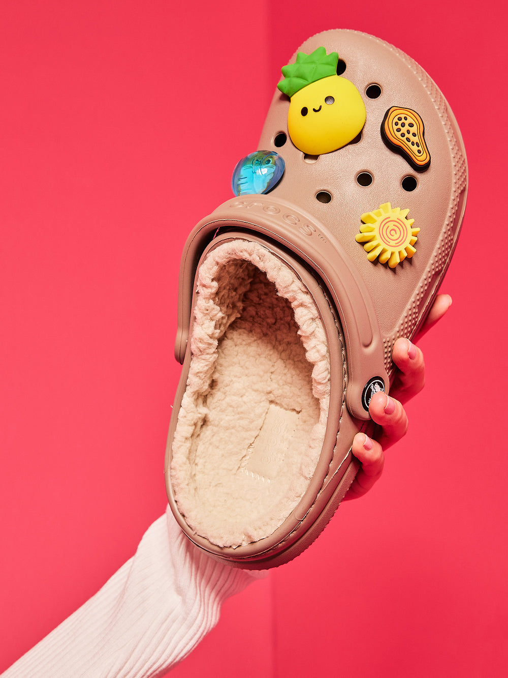 WOMENS CROCS CLASSIC LINED CLOG - MUSHROOM
