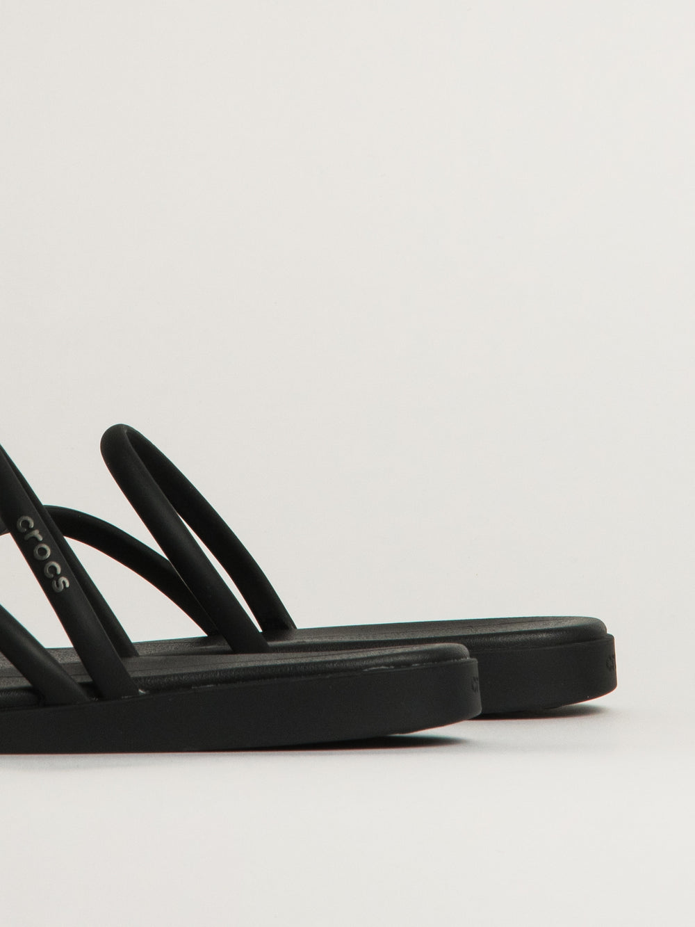 SANDALES CROCS MIAMI TOE LOOP FEMME - NOIR