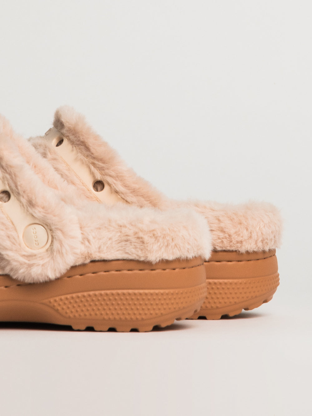 WOMENS CROCS CLASSIC UNFURGETTABLE CLOG - QUARTZ