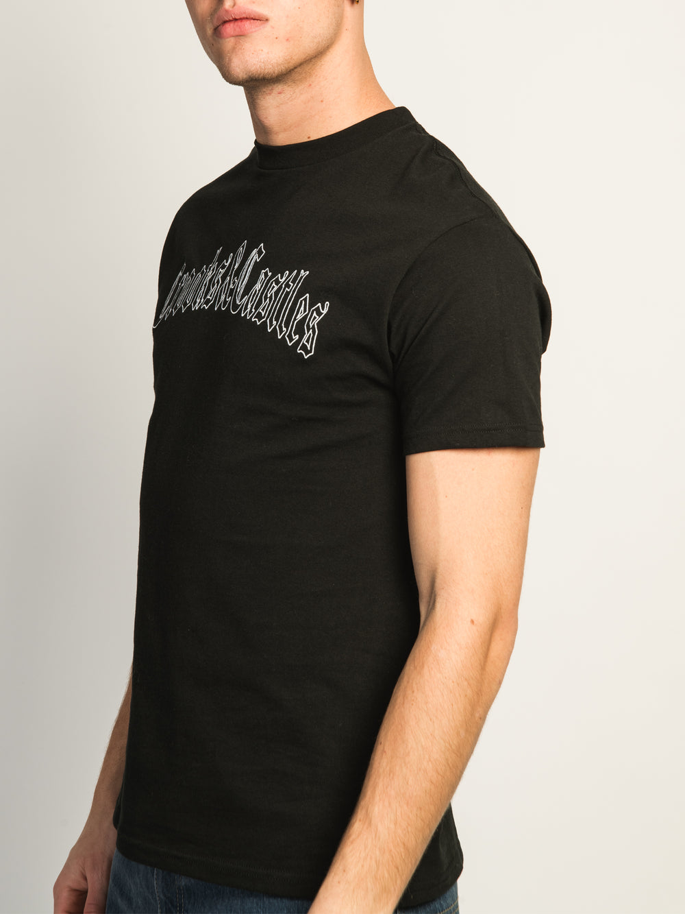 CROOKS & CASTLES GOTHIC EMBROIDERED T-SHIRT