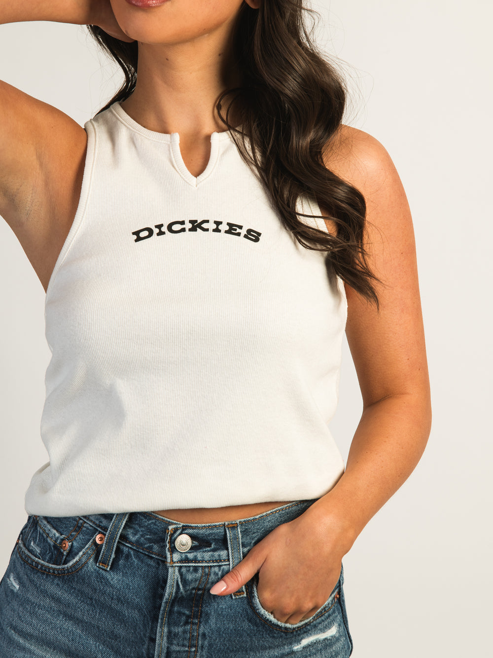 DICKIES V-NECK TANK TOP - EGRET