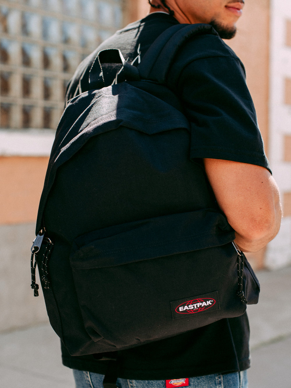 EASTPAK DAY PAK-R BACKPACK - BLACK
