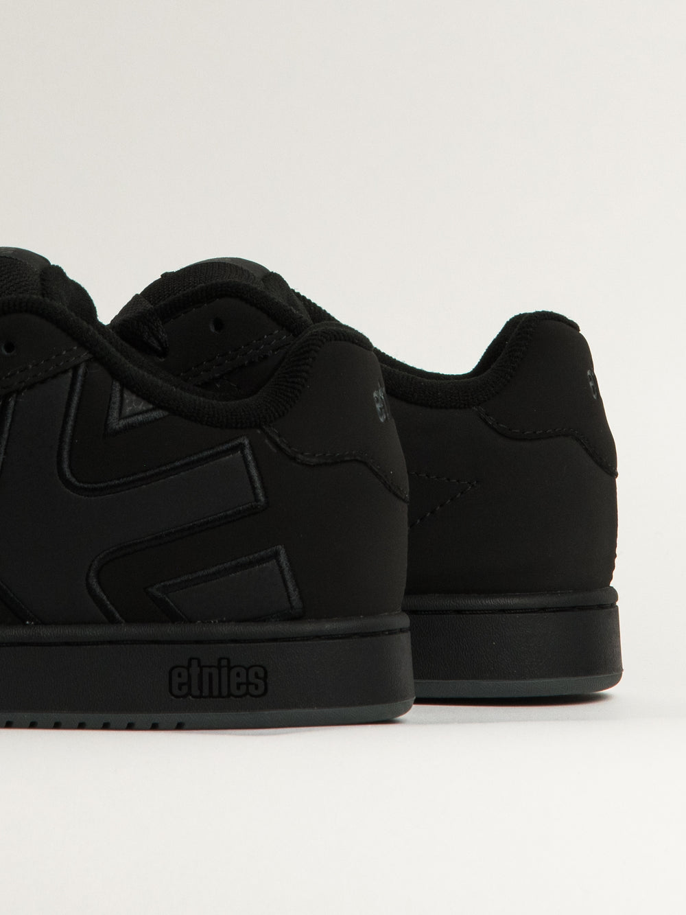 MENS ETNIES FADER SNEAKER - BLACK RAW
