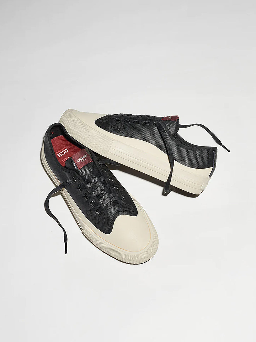 MENS GLOBE GILLETTE - CLEARANCE