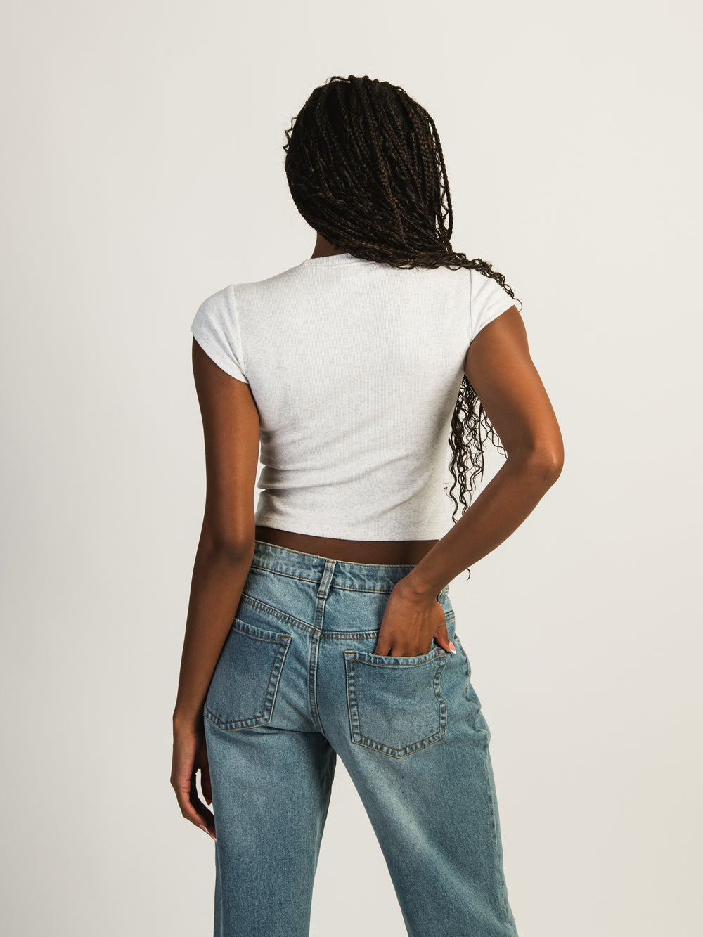 HARLOW ESSENTIAL RIBBED MELANGE BABY TEE - CLOUD