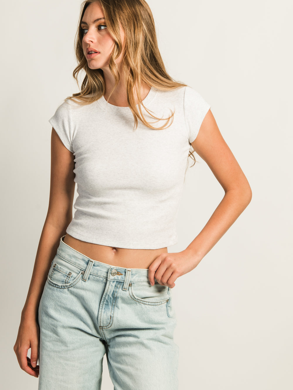 HARLOW ESSENTIAL RIBBED BABY TEE