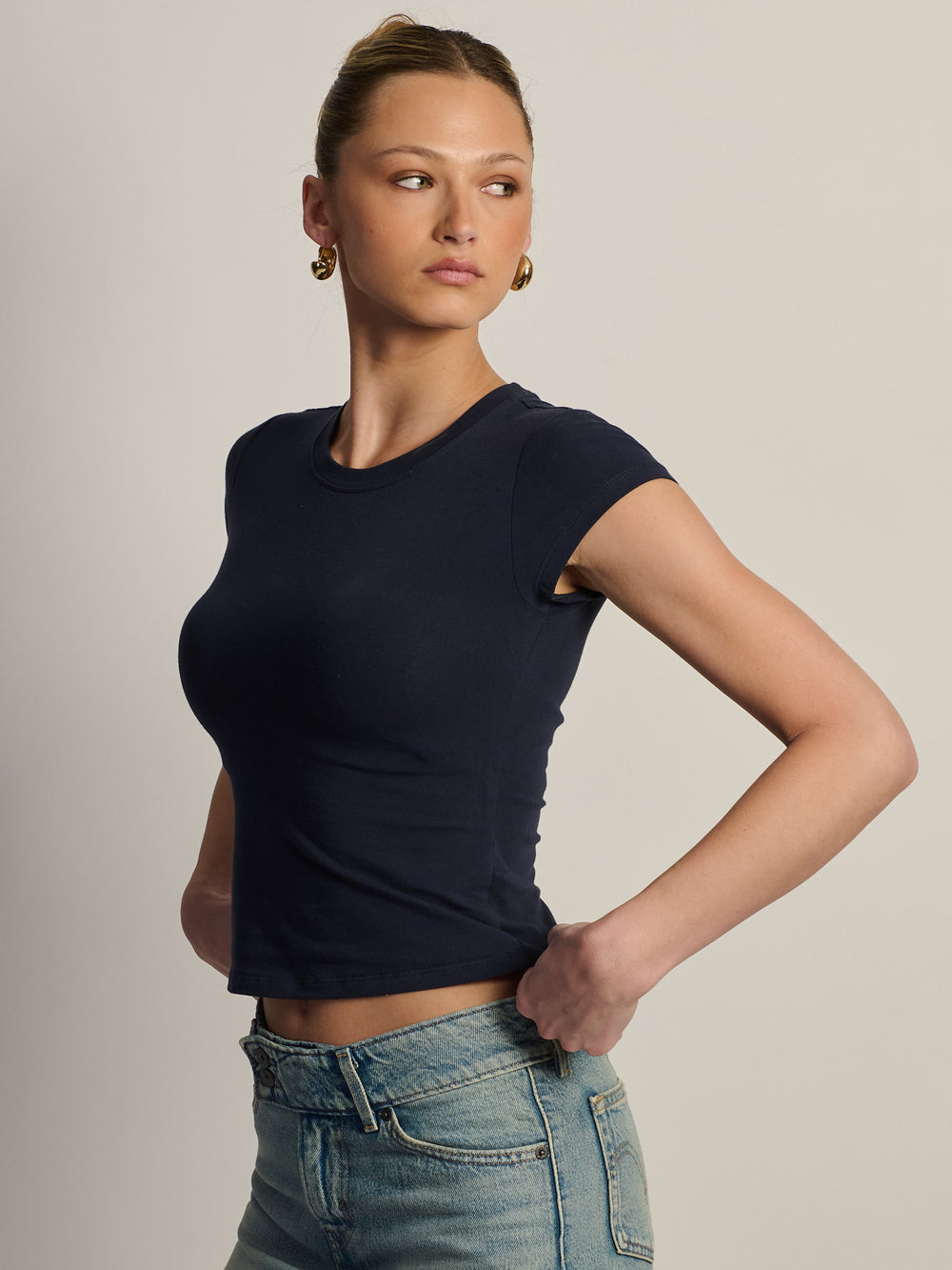 HARLOW GIA TEE - NAVY