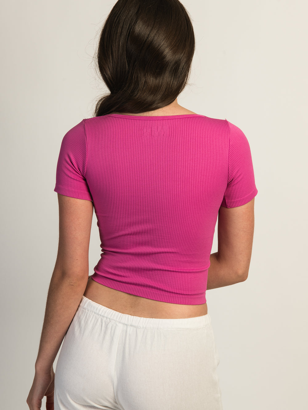HARLOW SQUARENECK SEAMLESS TEE - FUSCHIA