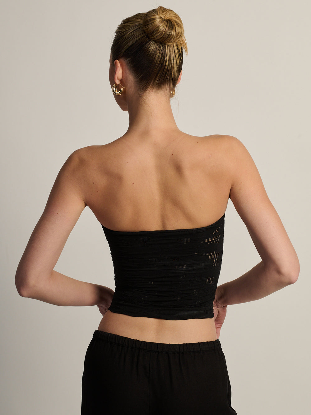 HARLOW SIENNA TUBE TOP - BLACK