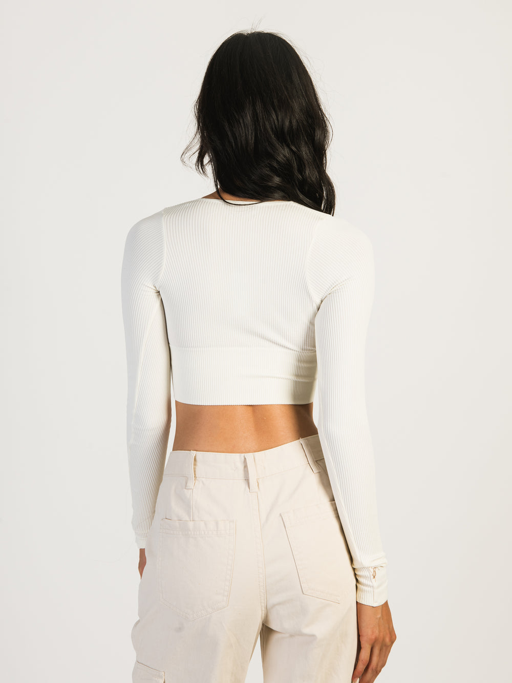 HARLOW TORI VNECK SEAMLESS LONG SLEEVE - CREAM - CLEARANCE