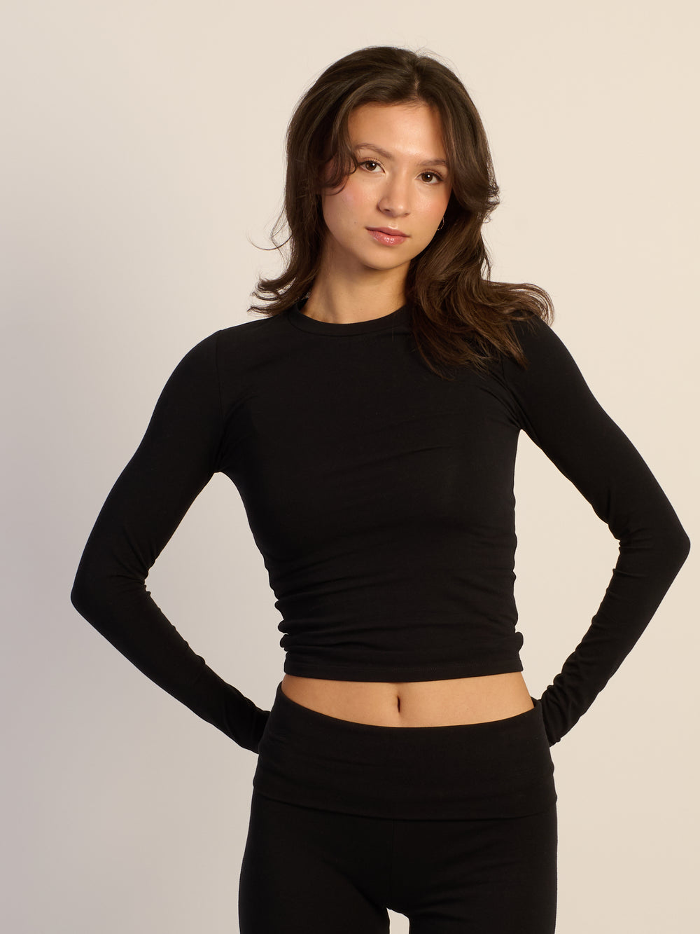 HARLOW GIA MANCHES LONGUES – NOIR