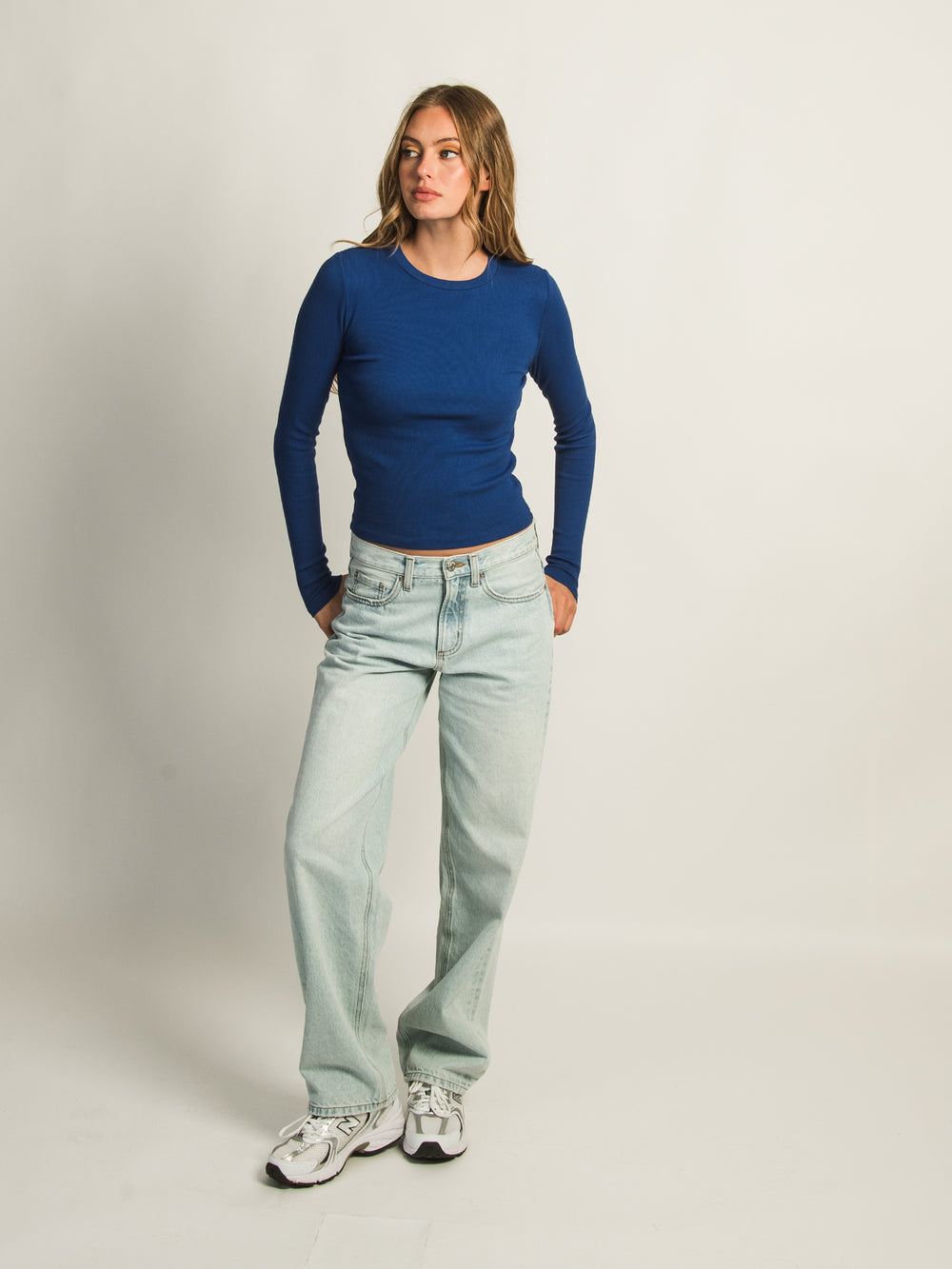 HARLOW ESSENTIAL CREWNECK LONG SLEEVE TEE - COBALT