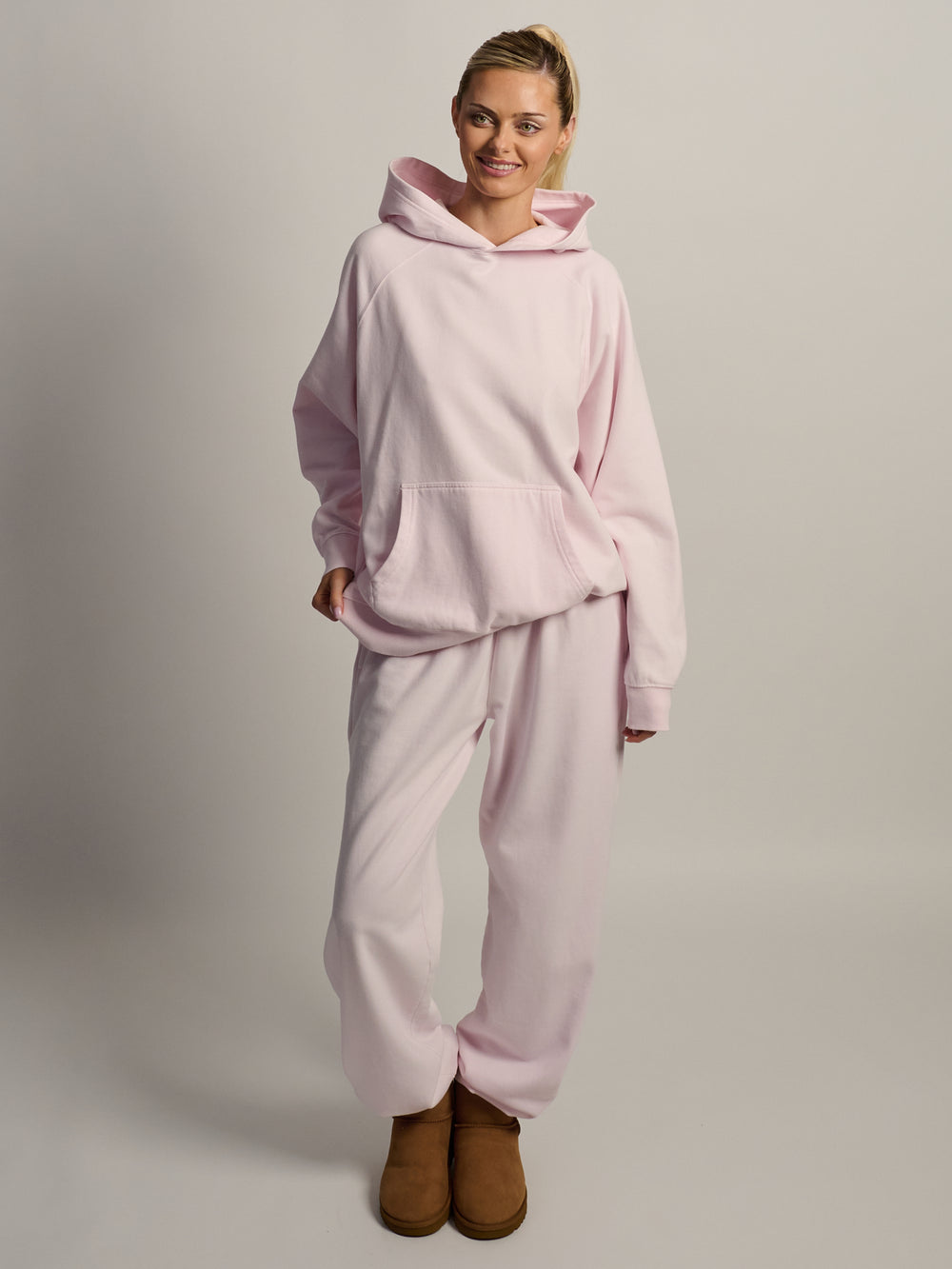 HARLOW CLOUD HOODIE - BABY PINK