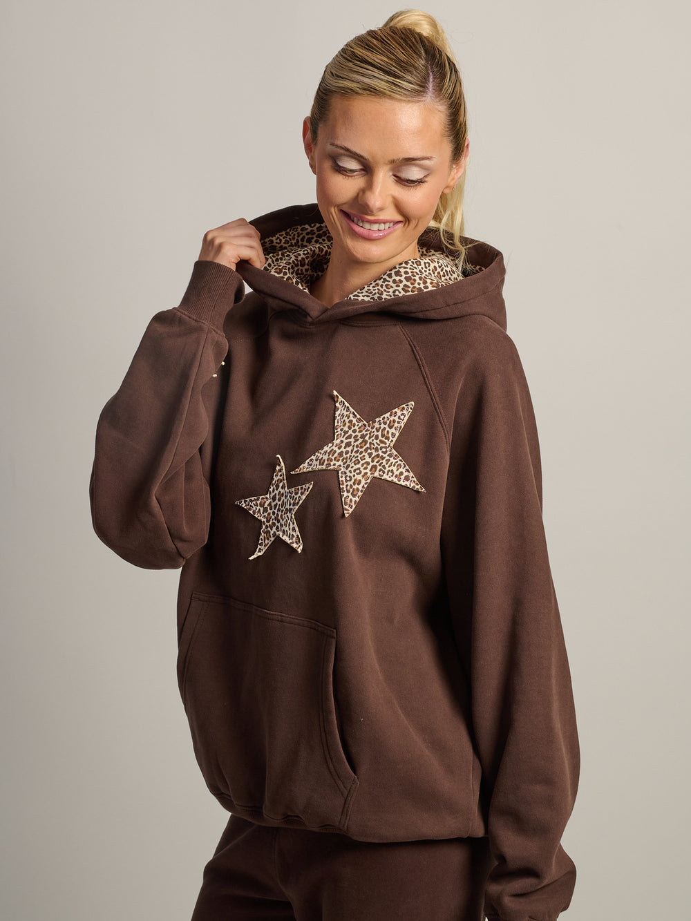 HARLOW CLOUD HOODIE - APPLIQUE - BROWN