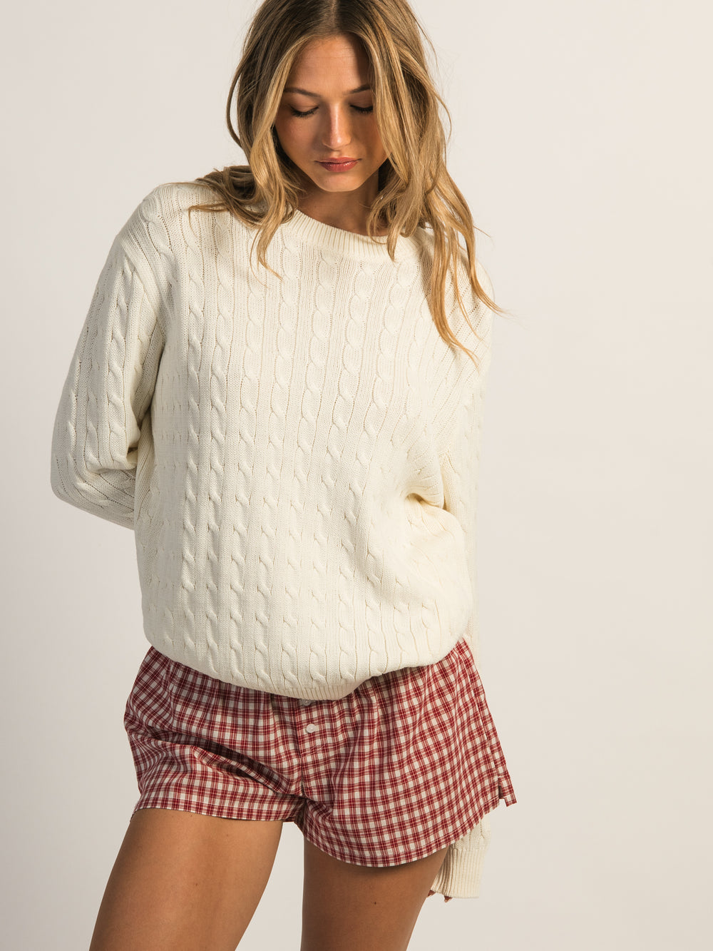 HARLOW MABLE CABLE KNIT SWEATER - OFF WHITE