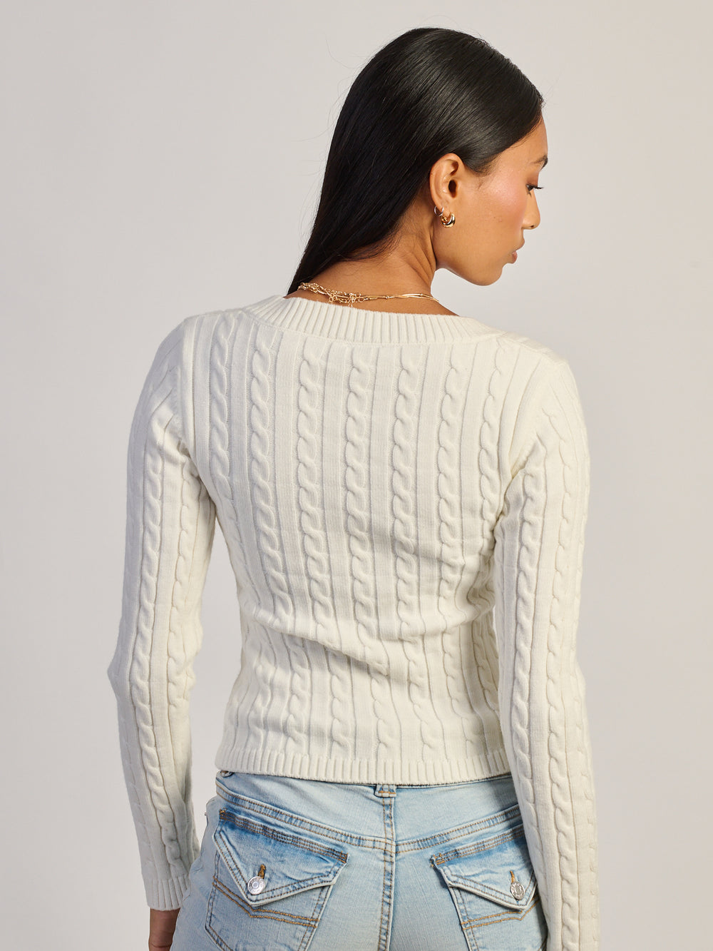 HARLOW PAIGE V - NECK SWEATER - OFF WHITE