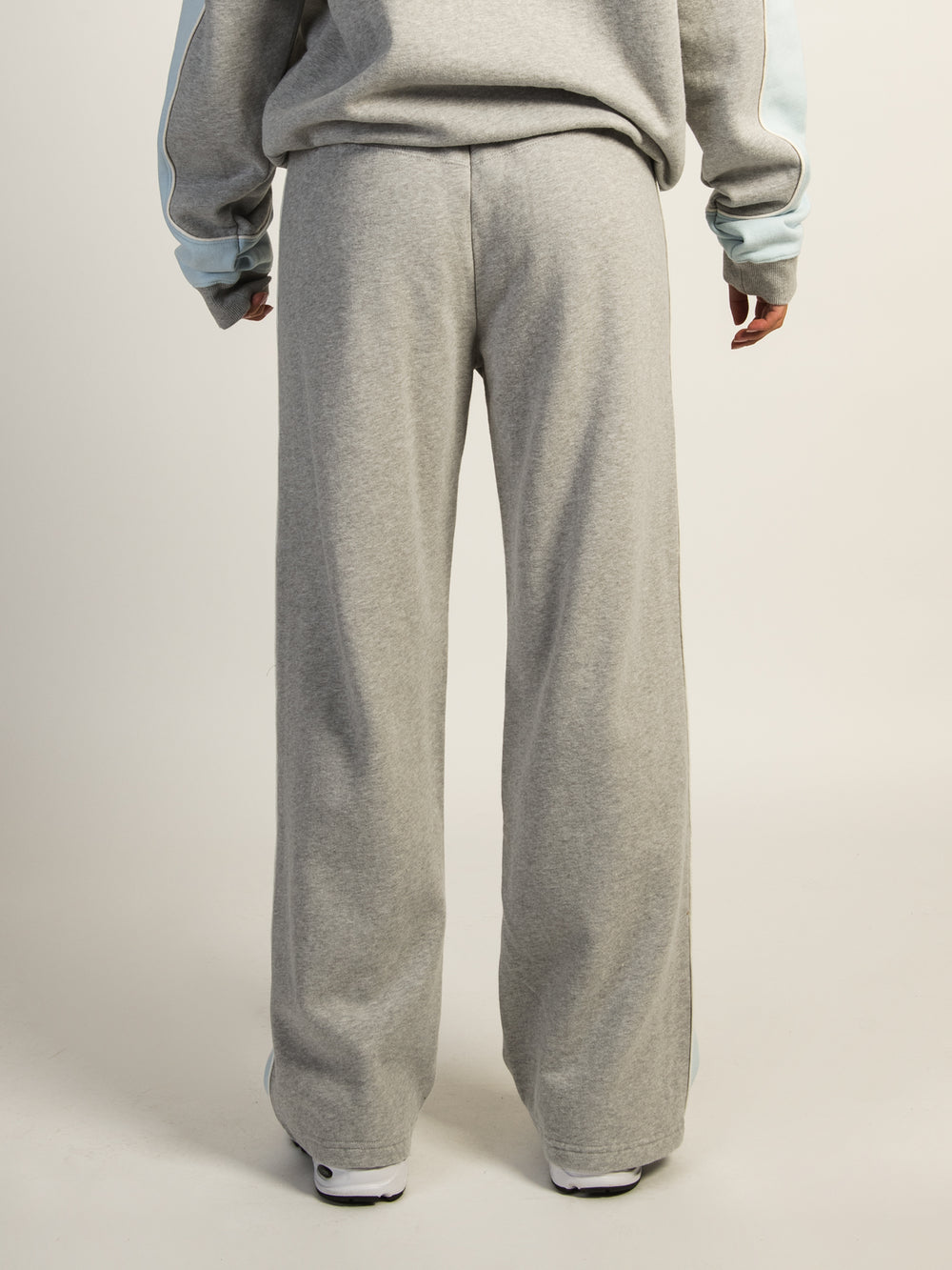 HARLOW ROXY STRAIGHT LEG SWEATPANT - HEATHER GREY