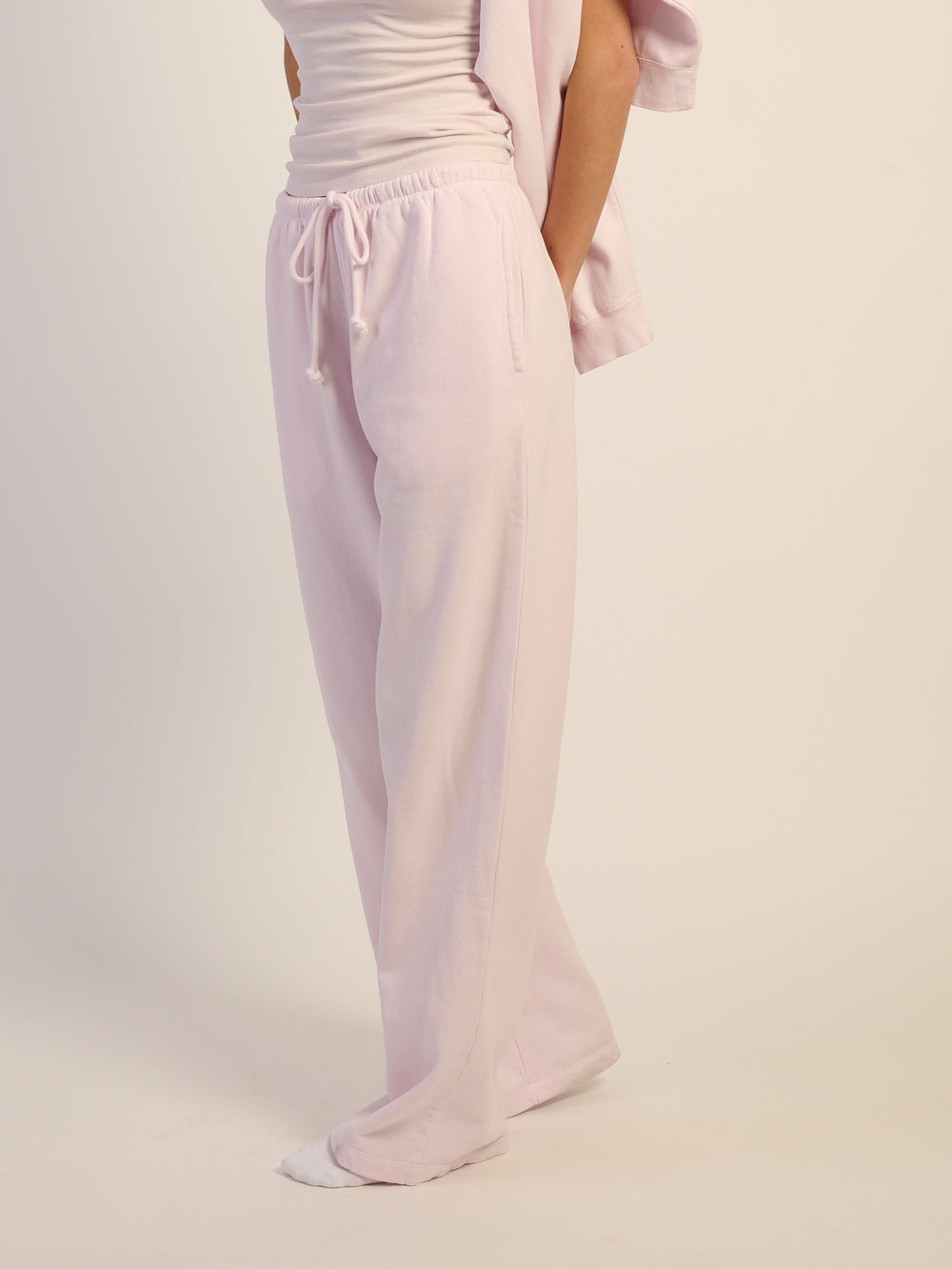 HARLOW STELLA STRAIGHT LEG SWEATPANT - BABY PINK