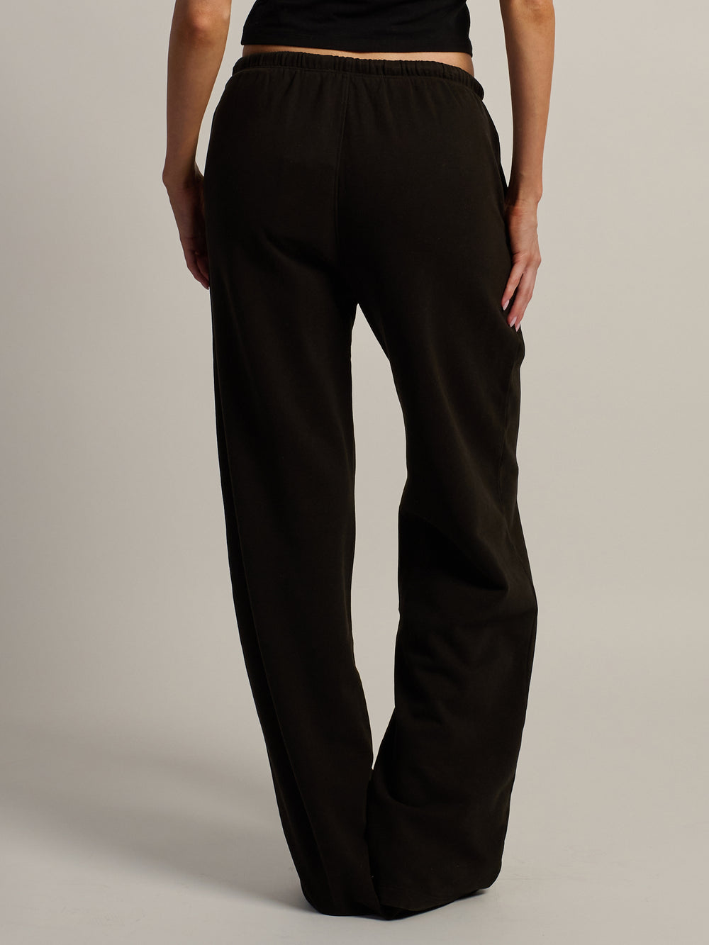 HARLOW STELLA STRAIGHT LEG SWEATPANT
