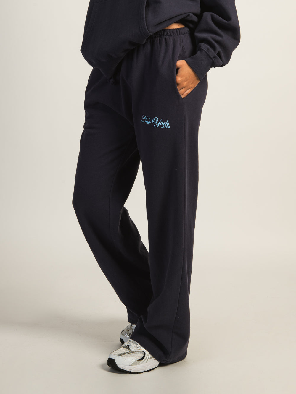 HARLOW STELLA STRAIGHT LEG SWEATPANT - NEW YORK