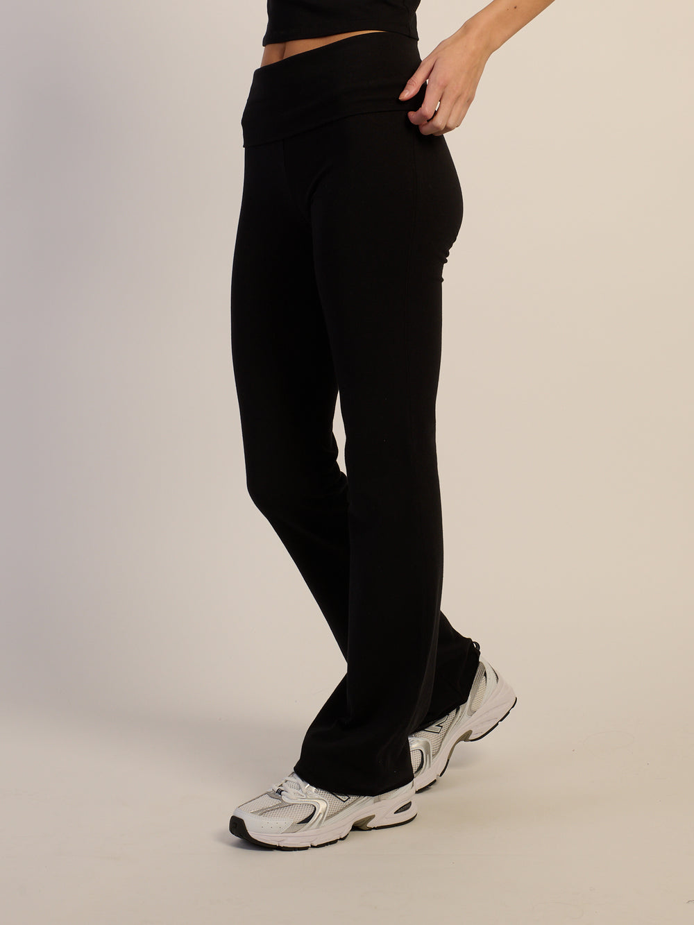 HARLOW ESSENTIAL FOLDOVER PANT - BLACK